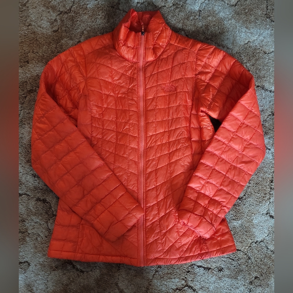 The North Face Women's Trekker Thermoball Jacket - Packable